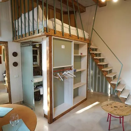 1881 Old Town - Double アパート